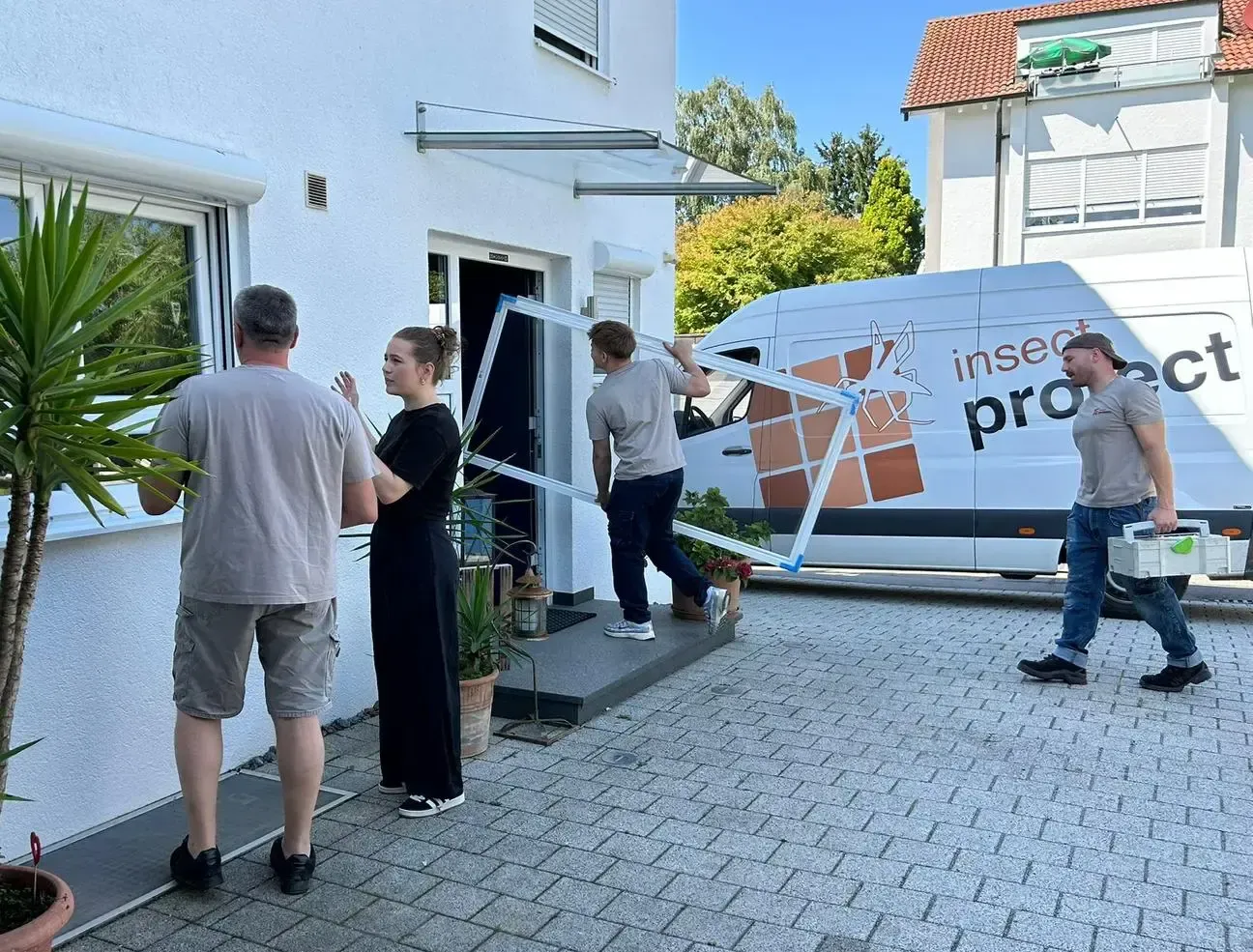 Insect Protect – Next.js Website & Anfrageshop für maßgefertigten Insektenschutz